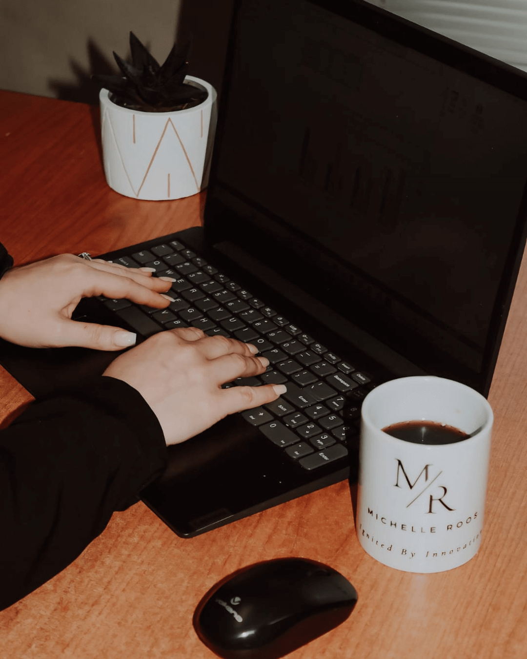 Michelle Roos Virtual Assistant